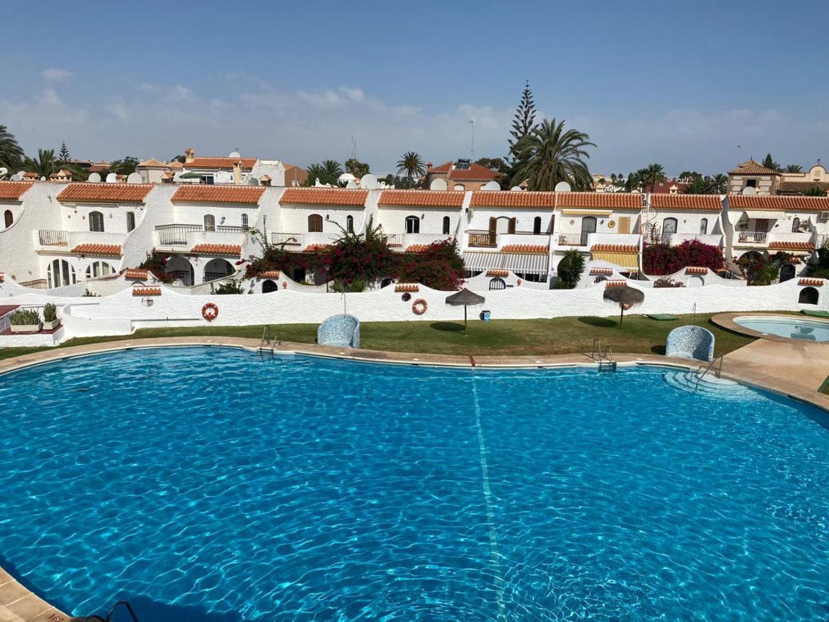 Villa Ohana Roquetas de Mar Ngoại thất bức ảnh